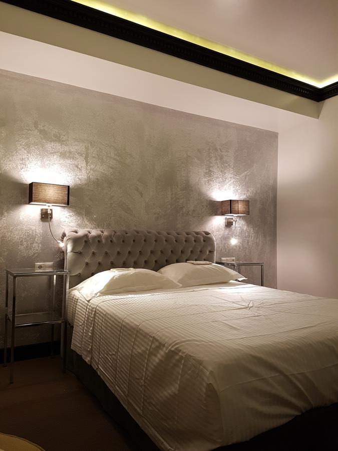 Andromeda Downtown Suites Athènes Extérieur photo