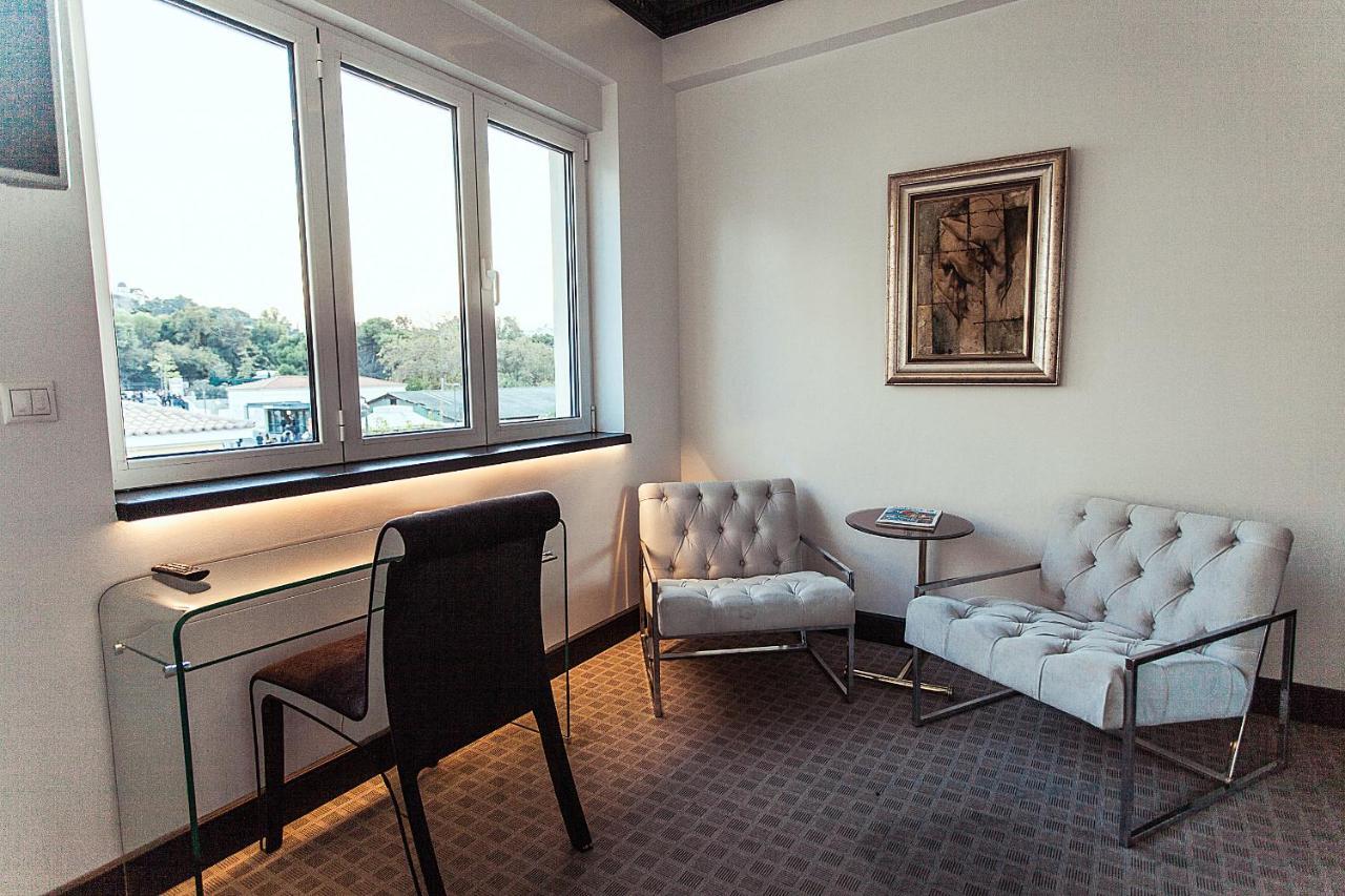Andromeda Downtown Suites Athènes Extérieur photo