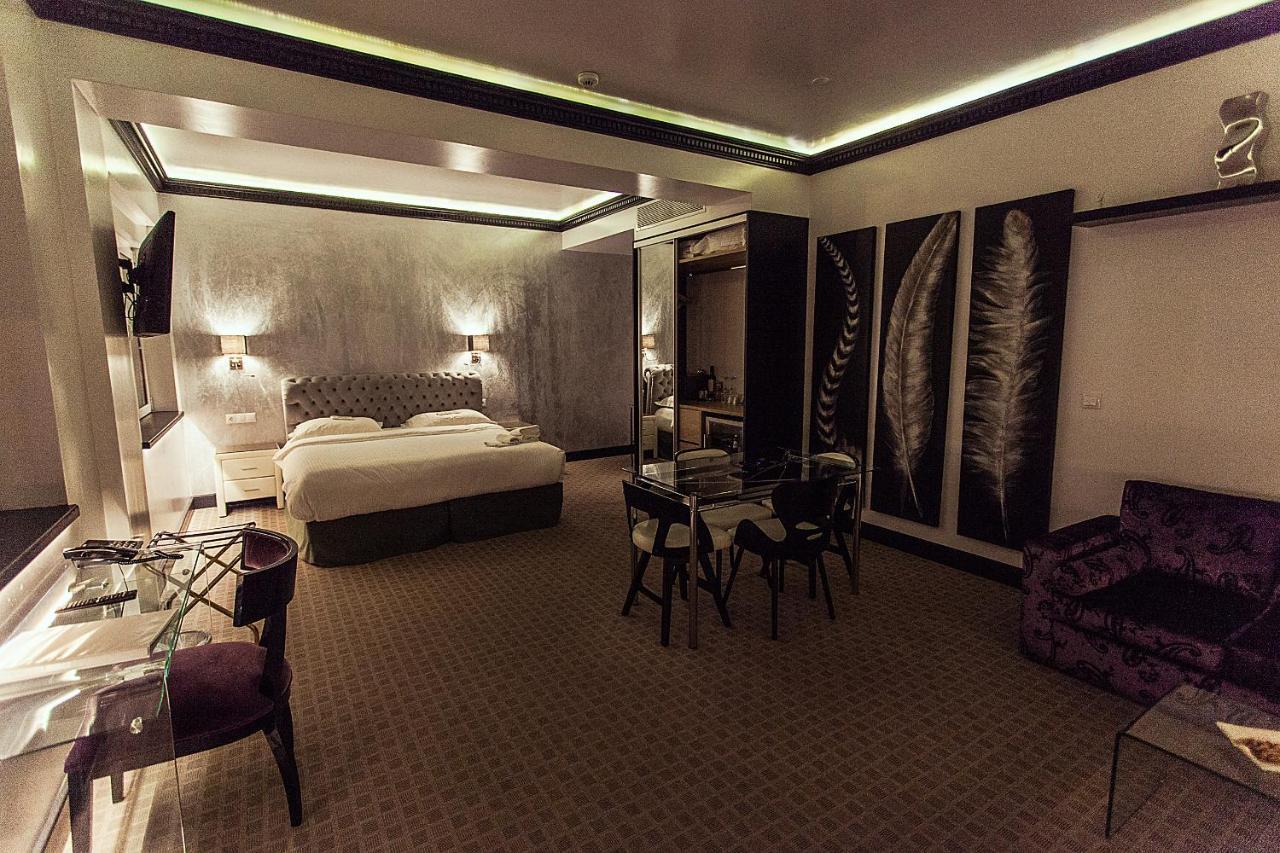 Andromeda Downtown Suites Athènes Extérieur photo